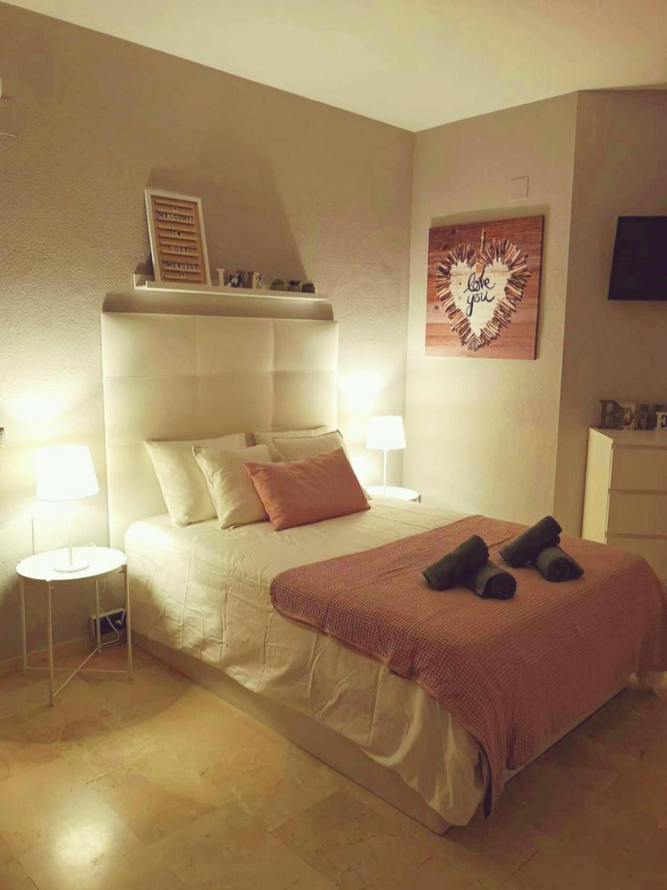 A&N Loft Merced Recently Renovated マラガ エクステリア 写真